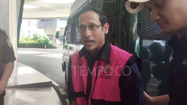 Nadiem Makarim diperiksa sebagai tersangka di kasus korupsi Chrombook di Kejaksaan Agung, Jakara, 14 Oktober 2025. Tempo/Jihan