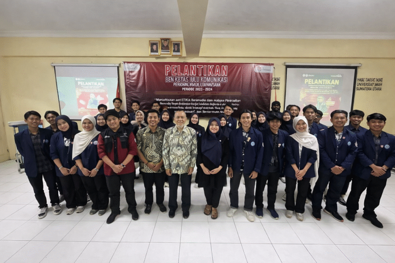 Foto: Hormat kami,
BEM Fakultas Ilmu Komputer
Universitas Saintek Muhammadiyah