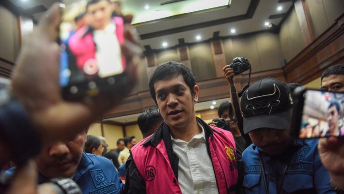 Foto: Terdakwa kasus dugaan korupsi tata kelola minyak mentah dan produk kilang pada PT Pertamina Muhamad Kerry Adrianto Riza (ANTARA/Indrianto Eko Suwarso)