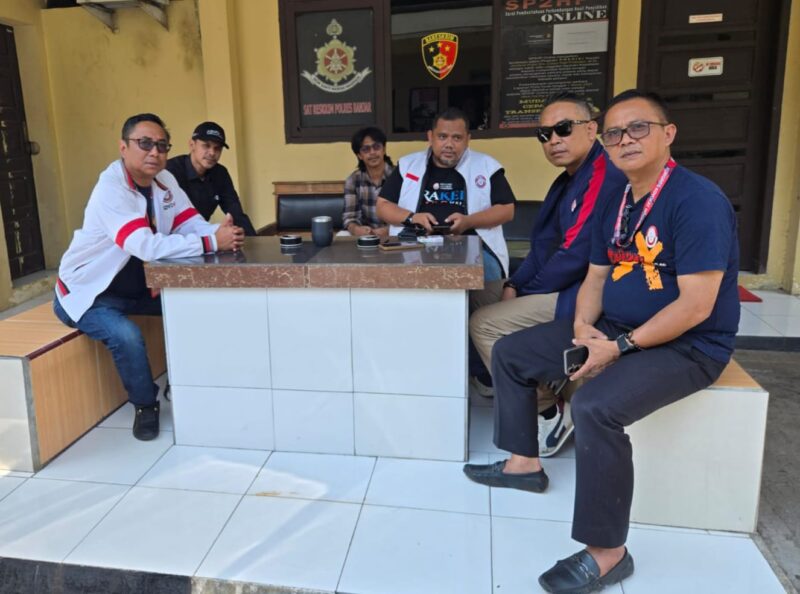 Foto: Para Penasehat Hukum ARM saat melakukan pendampingan di Polres Banjar-Jawa Barat